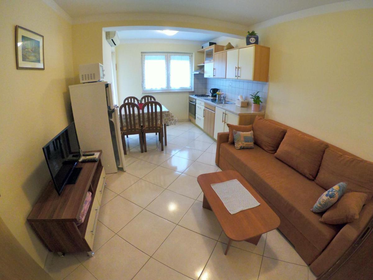 Kvajera Apartment Poreč Eksteriør billede